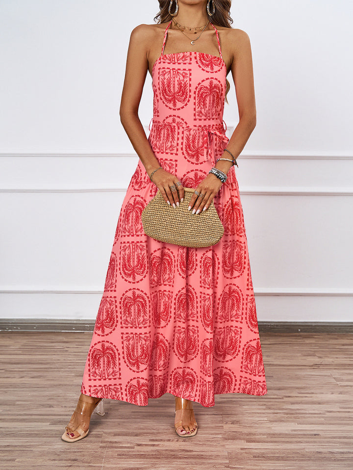 Women's maxi dress with playful pattern and elegant silhouette