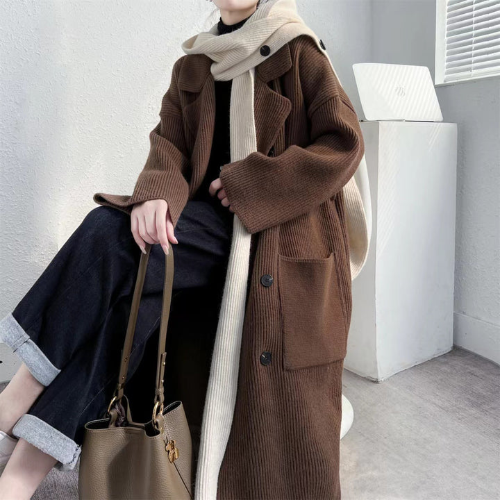 Elegant ladies long coat with belt and contrasting sleeves Lune London