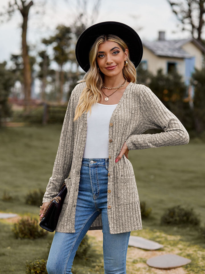 Women long sleeve cardigan with practical pockets Lune London