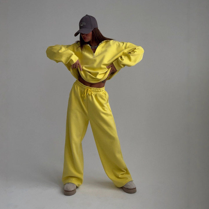 Sporty hoodie for ladies with high collar and loose fit Lune London