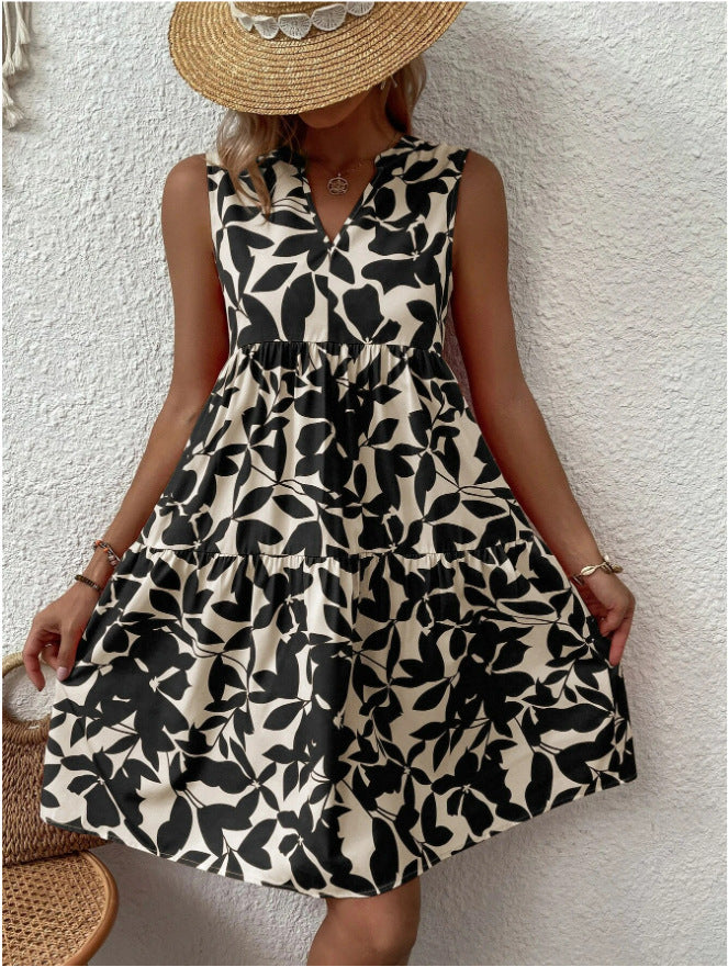Sleeveless summer dress for women in A with V design Lune London