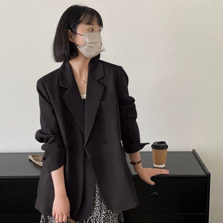 Blazer surdimensionné pour femme avec des détails classiques Chic & Stil