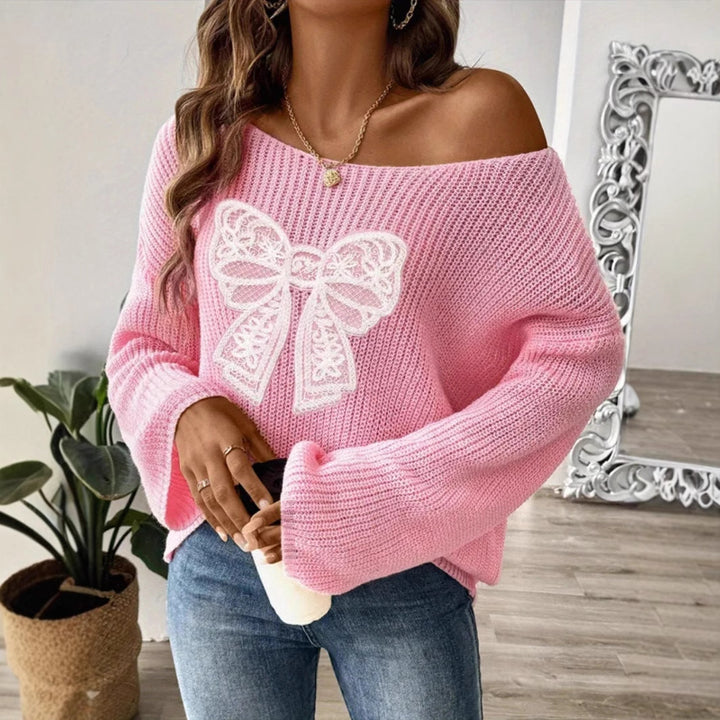 Ladies oversized knit sweater with romantic bow pattern Lune London