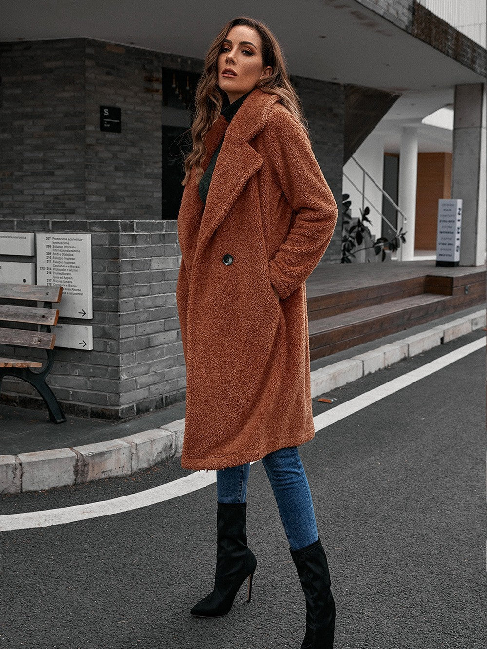 Ladies Teddy-Coat in Oversize Chic Style