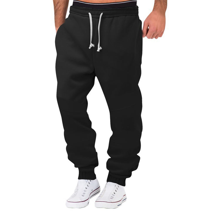 Casual jogging pants for men with elastic waistband and side pockets Lune London