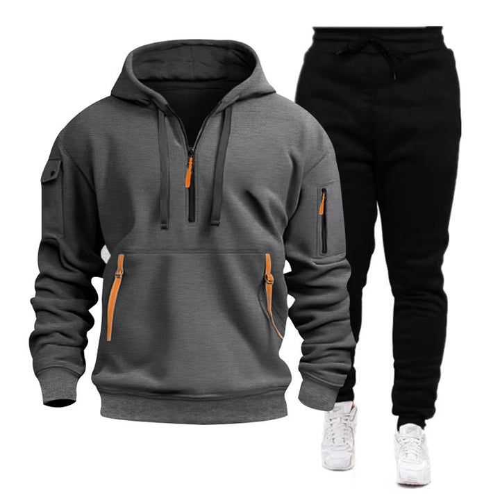 Men's sporty hoodie jacket with practical zip pockets and breathable properties Lune London