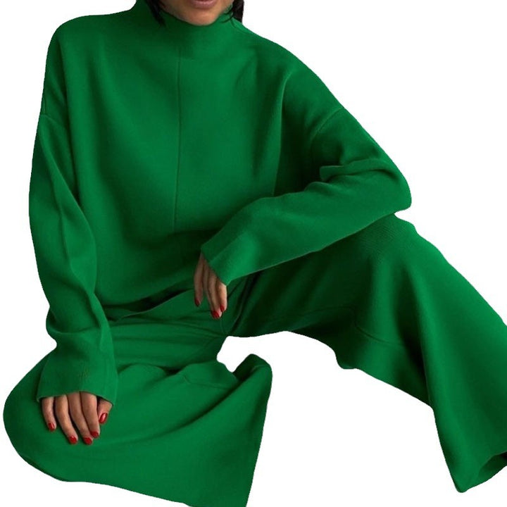 Casual knitted set for women with a loose fit and a high collar Lune London