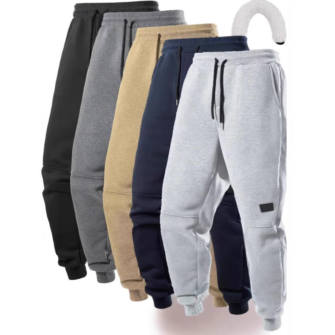 Women comfortable jogging pants with fashionable details and side pockets Chic & Stil
