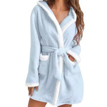 Ladies Cozy Fleece Bathrobe with Hood and Practical Pockets Lune London