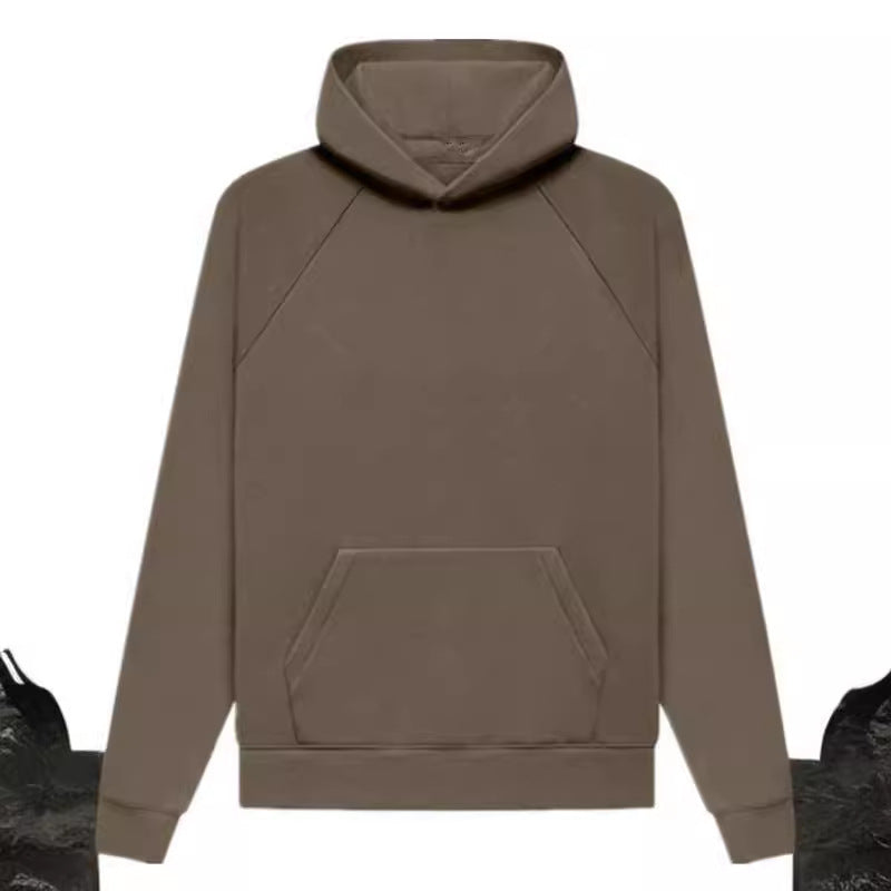 Stylish hoodie for men with practical kangaroo pocket and modern design Lune London