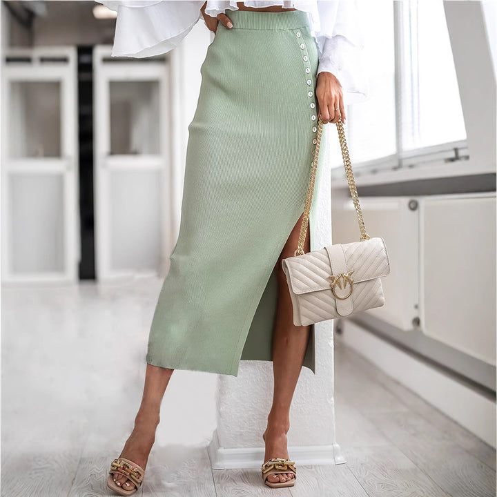 Elegant knitted skirt for women with button details and slit Lune London