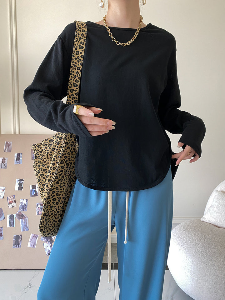 Women's casual long sleeve top made of breathable material Chic & Stil