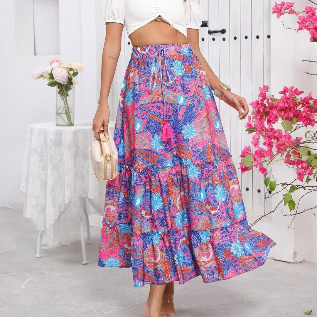 Maxi skirt for women with a playful paisley design and voluminous ruffles Lune London