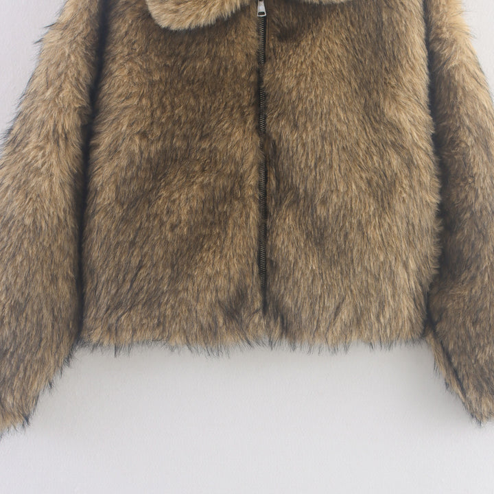 Ladies plush faux fur coat with stand-up collar Lune London