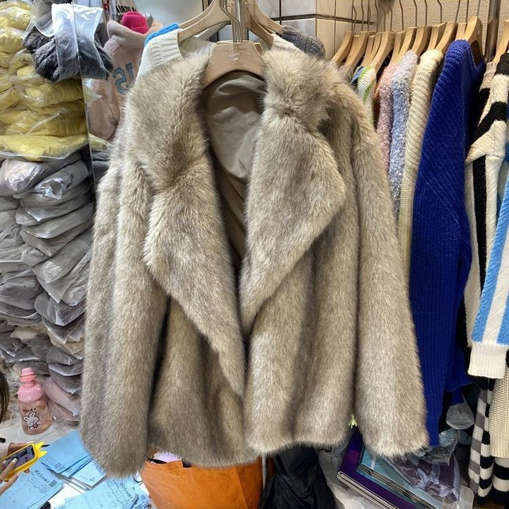 Ladies Fashion Oversize Faux Fur Cape Lune London