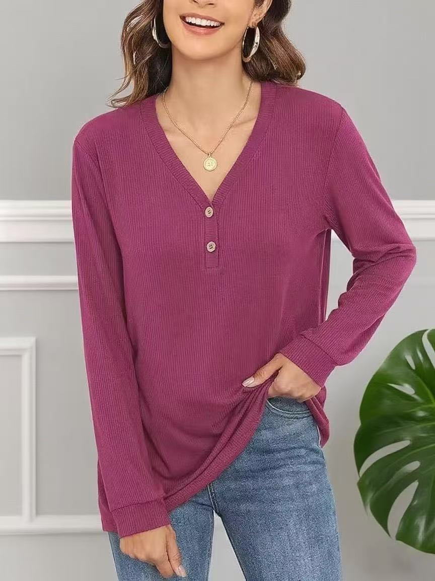 Casual long sleeve t-shirt for women with button placket and fine texture Lune London