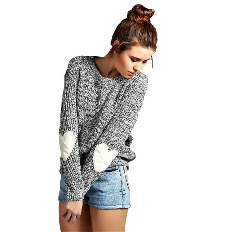 Women's sweater with heart-shaped appliqués and relaxed fit Lune London