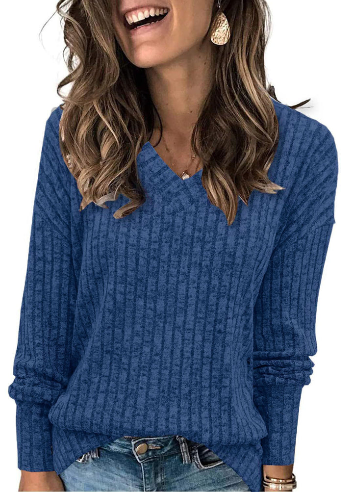 Women elegant V-neck sweater Lune London