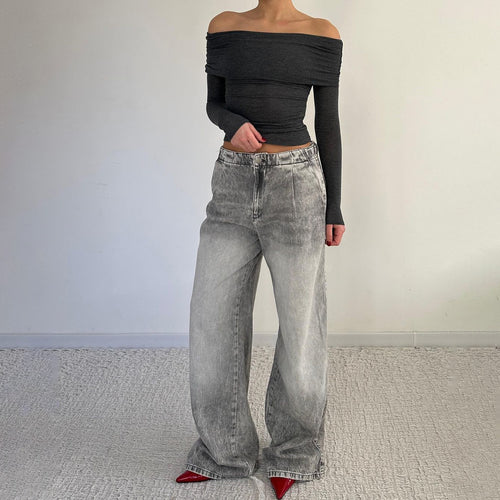 Flared women's jeans with trendy worn look Lune London