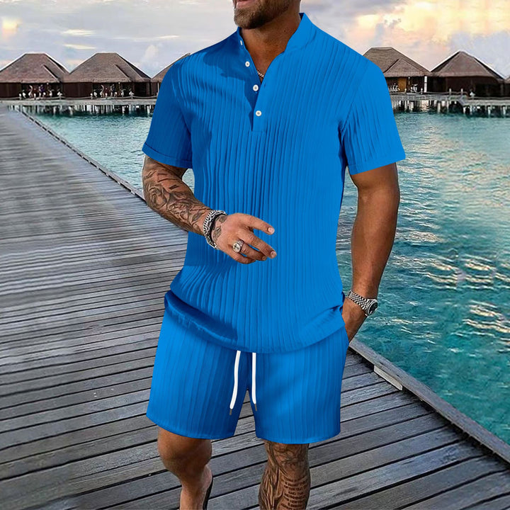 Casual short sleeve shirt for men with pleated design and matching shorts Lune London