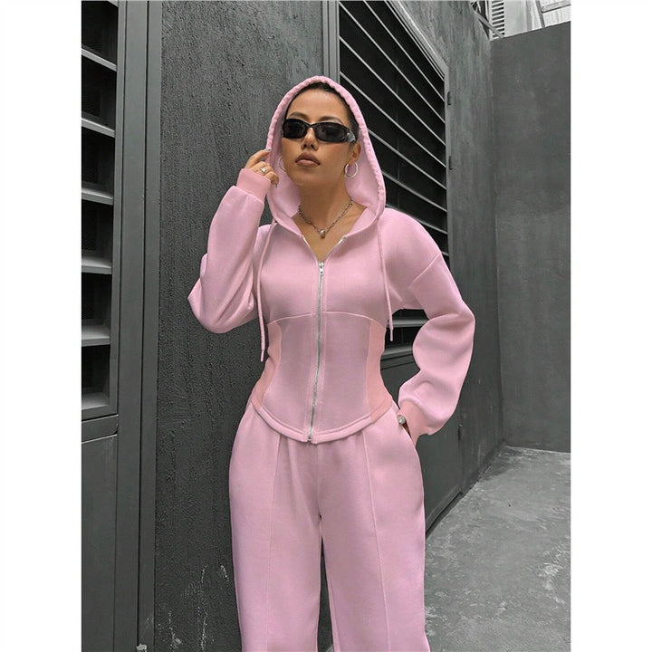 Ensemble hoodie ajusté pour dames avec des détails subtils de fermeture éclair Chic & Stil