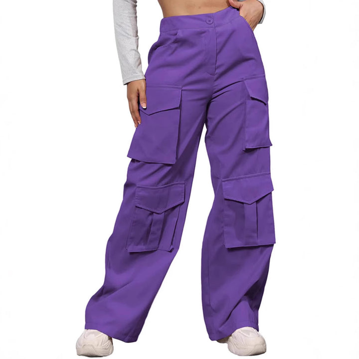 Women's cargo pants with practical pockets and wide leg Lune London