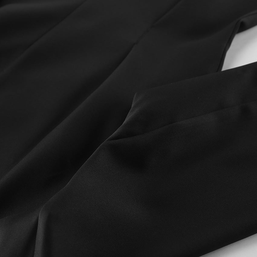 Fitted suit jacket for women with wide pants Lune London