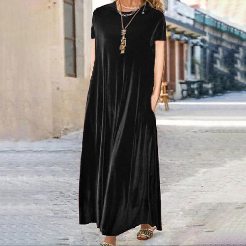 Women's maxi dress with elegant cut and pockets Lune London
