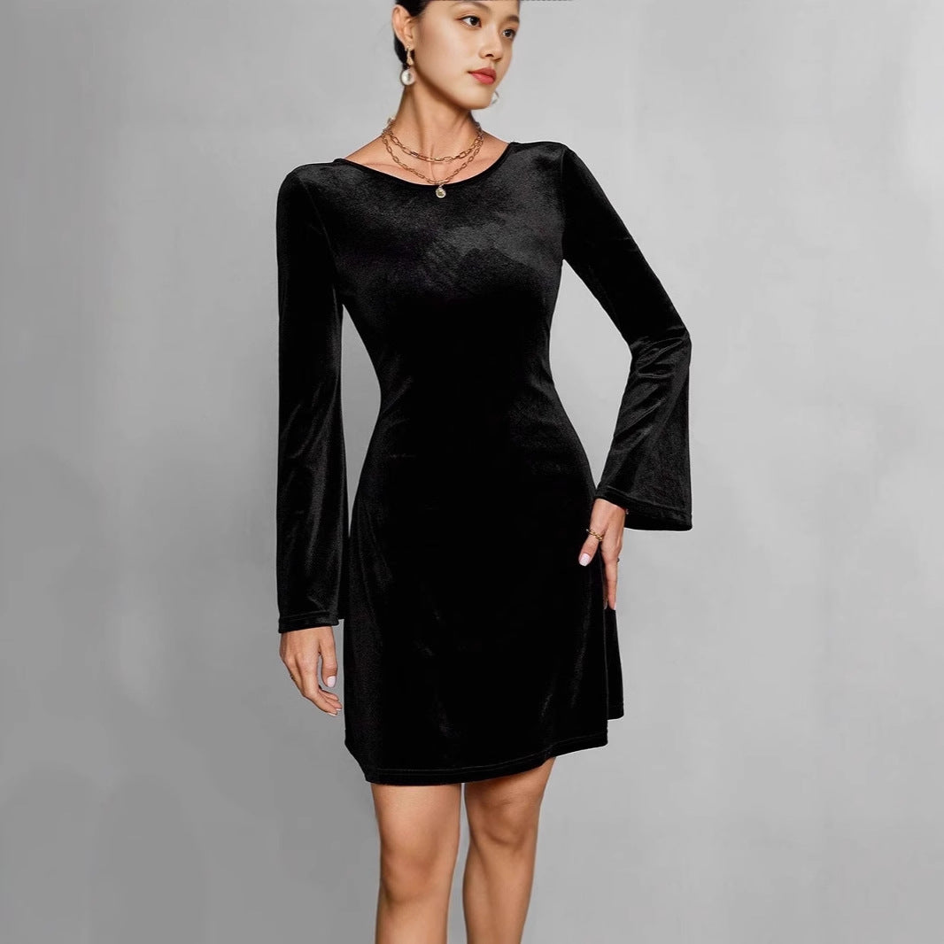 Ladies Elegant Velvet Midi Dress with Long Sleeves Lune London