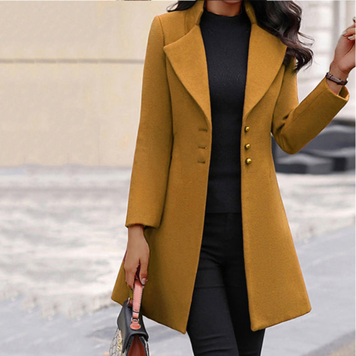 Ladies elegant and chic blazer coat with wide lapels Lune London