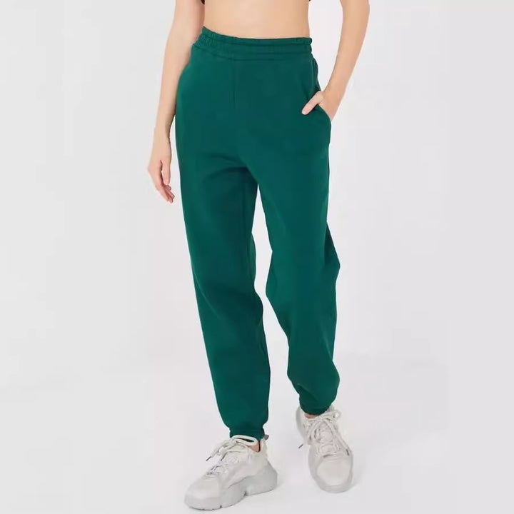 Casual women's jogging pants with elastic waist and edges Lune London