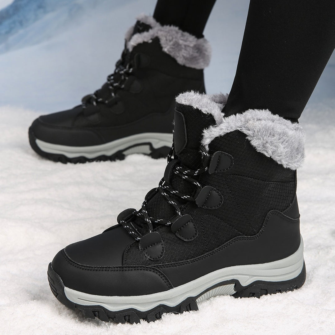 Warm winter boots for women with insulating fleece and non-slip sole Lune London
