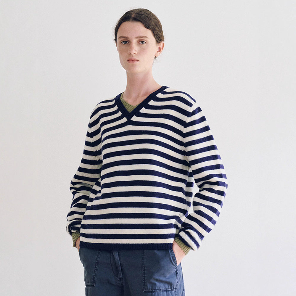 Pull femme à col en V avec motif rayé Chic & Stil