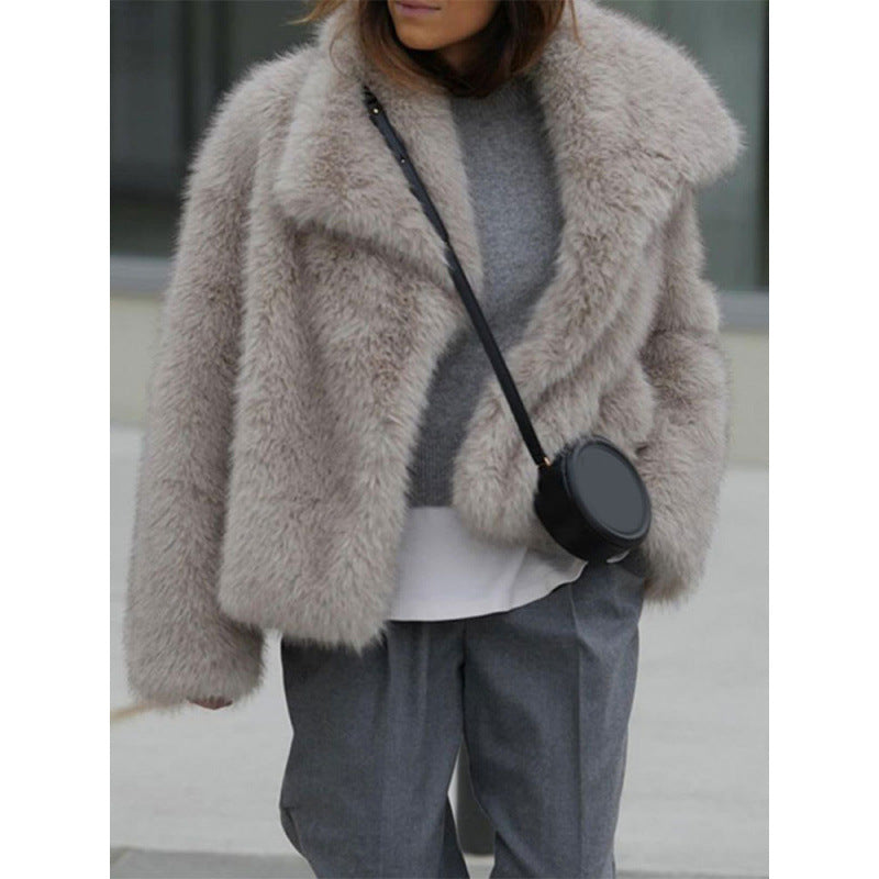 Ladies Soft Teddy Jacket with Wide Lapels Lune London