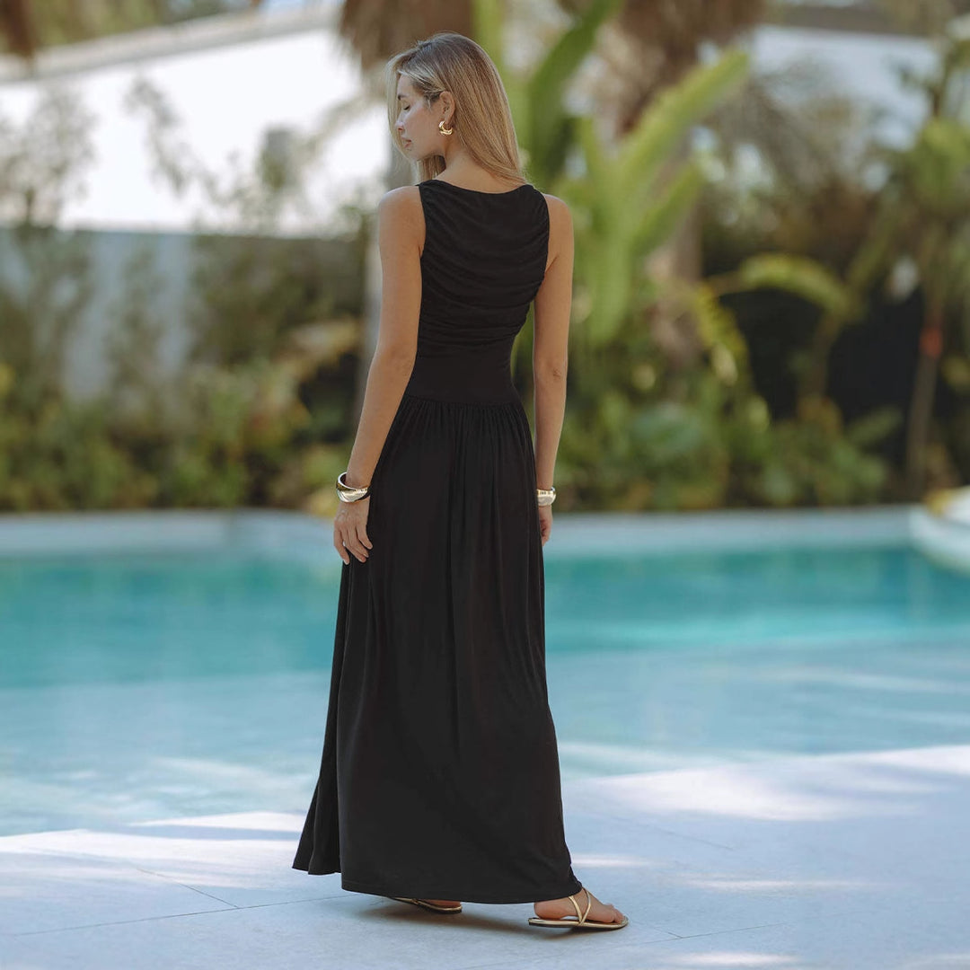 Elegant maxi dress for women with pleats and high waist Chic & Stil