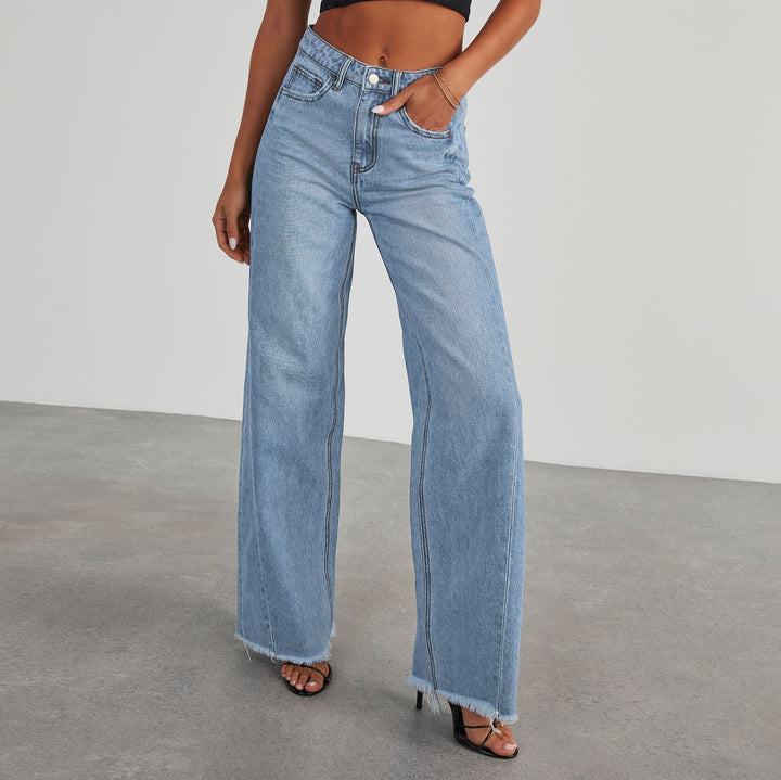 Ladies High-Waisted Mom Jeans in Classic Cut with Frayed Hem Lune London