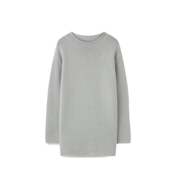 Comfortable knitted sweater for women with a loose fit and round neck Lune London