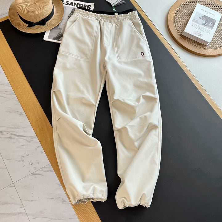 Pantalons de loisirs sportives pour femmes avec coupe innovante Chic & Stil