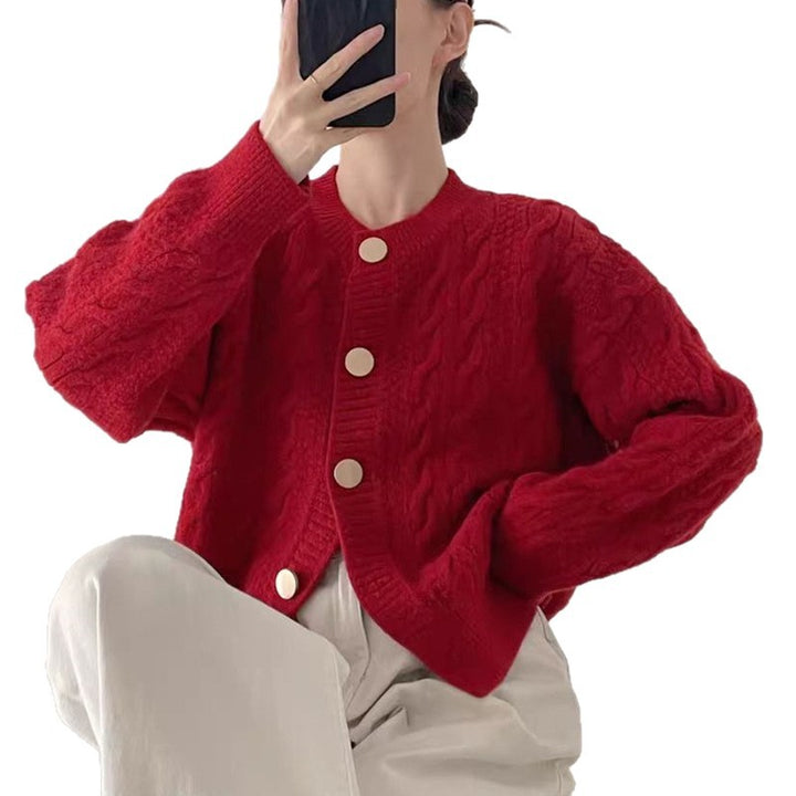 Cardigan pour femmes avec motif en cable et grands boutons Chic & Stil