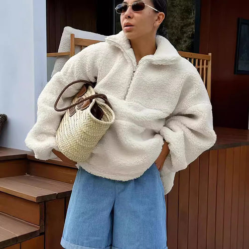 Fleece pullover for women with high collar Lune London