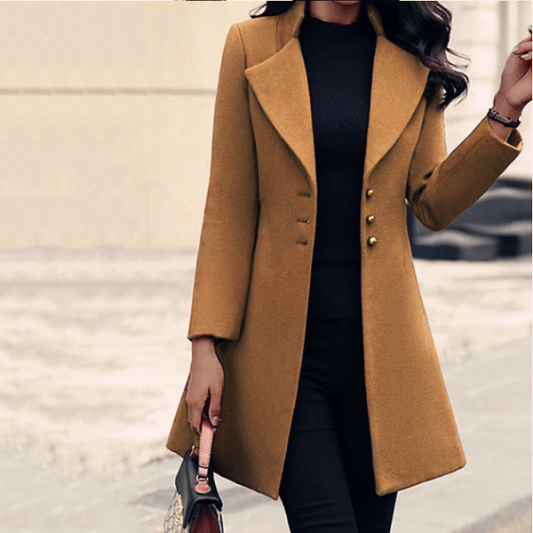 Ladies Elegant Wool Coat with Structured Cut Lune London