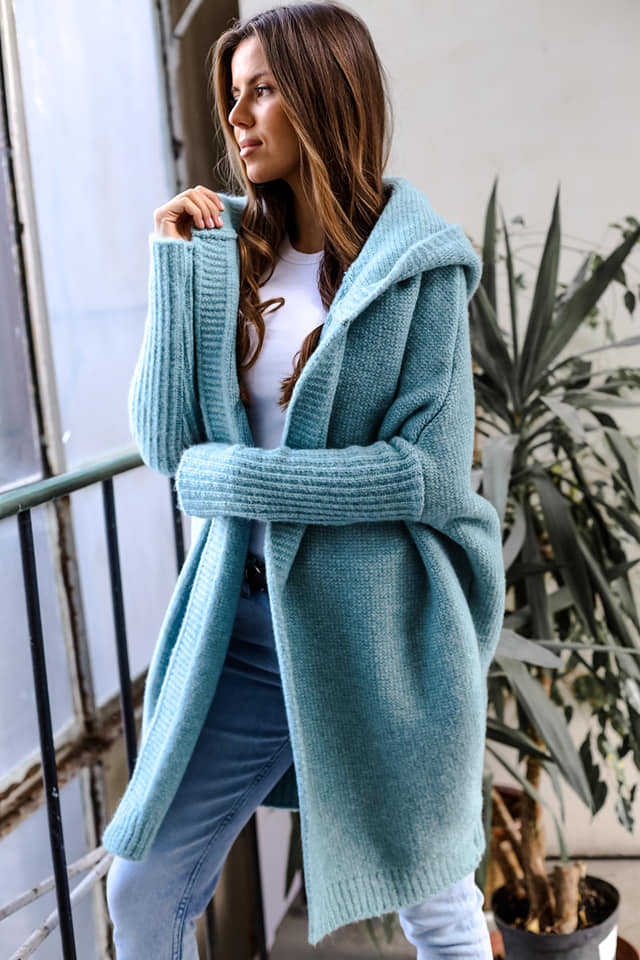 Women's Cozy Knit Sweater with Hood Lune London