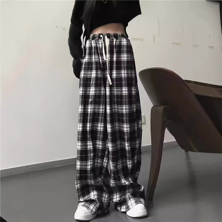 Wide plaid trousers for women with elastic waistband and tie belt Lune London
