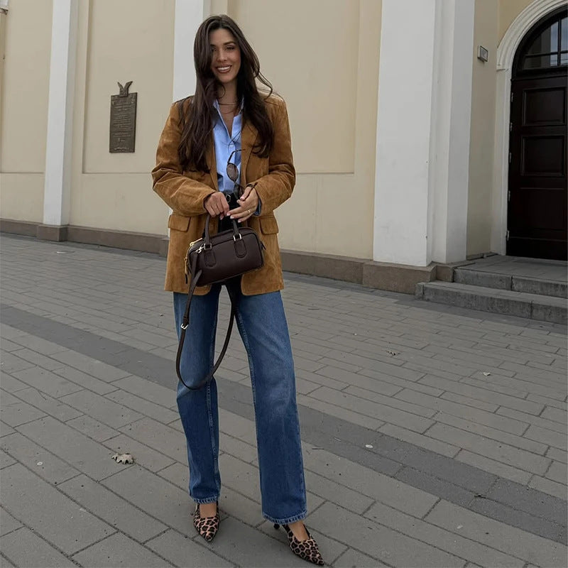 Suede blazer for women with an elegant cut and high-quality details Lune London