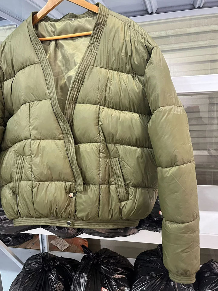 Quilted transition jacket for women with a trendy cut and practical pockets Lune London