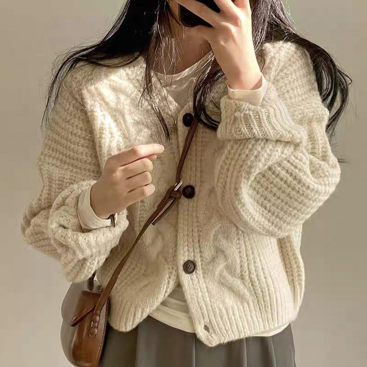 Women’s cozy knit cardigan with cable knit pattern and elastic sleeves Lune London