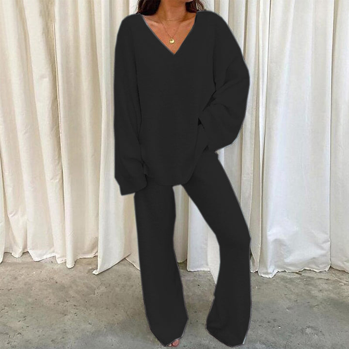 Ladies comfortable V-neck knitted jumpsuit with wide leg Lune London