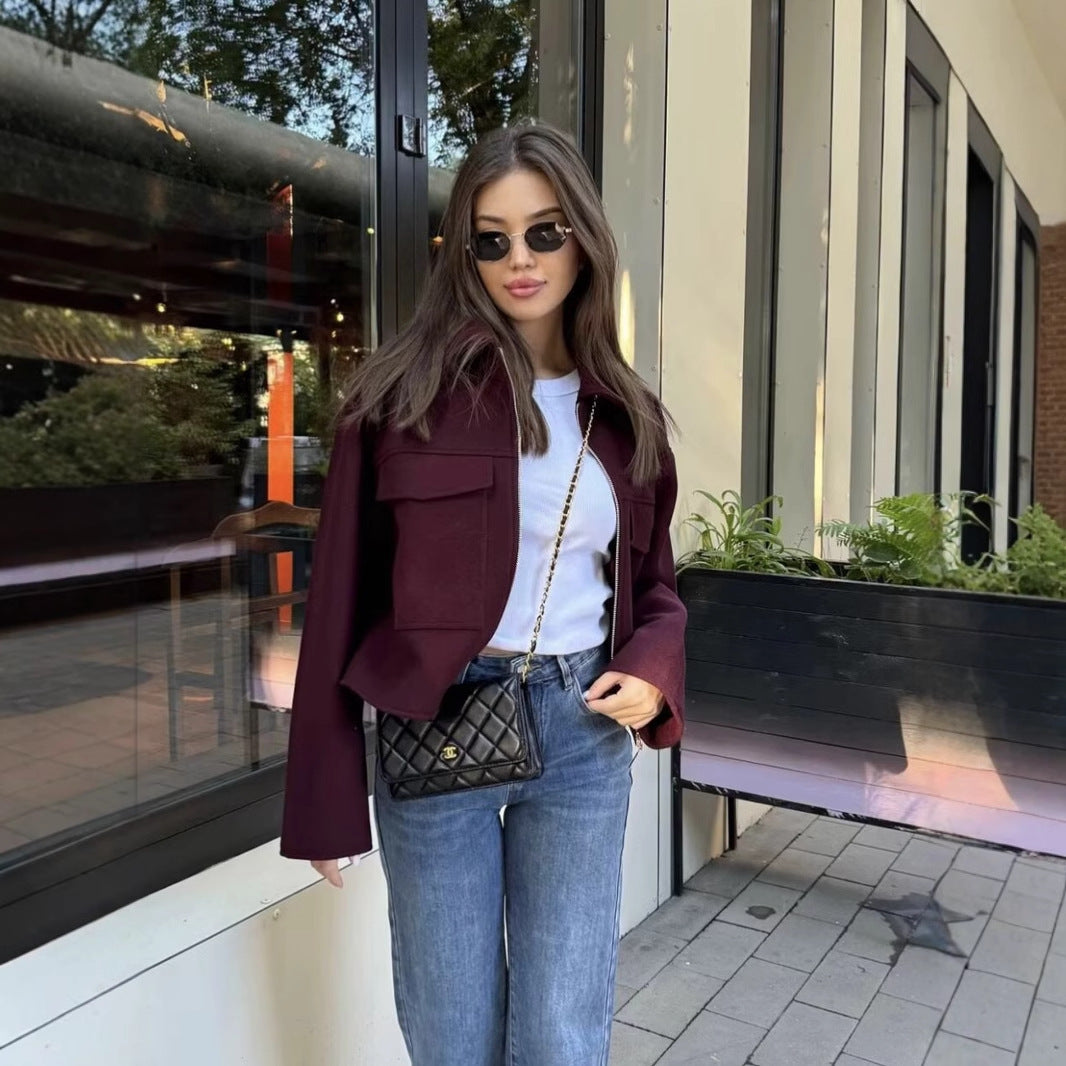 Casual wool jacket for women with practical chest pockets and high-quality zipper Chic and Stil