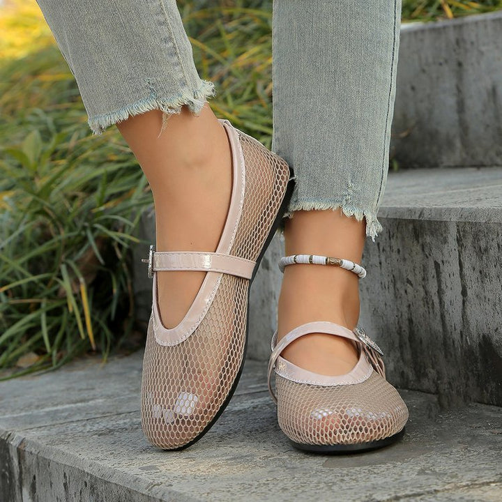 Elegant ballerinas for ladies with breathable mesh design and fashionable strap Lune London