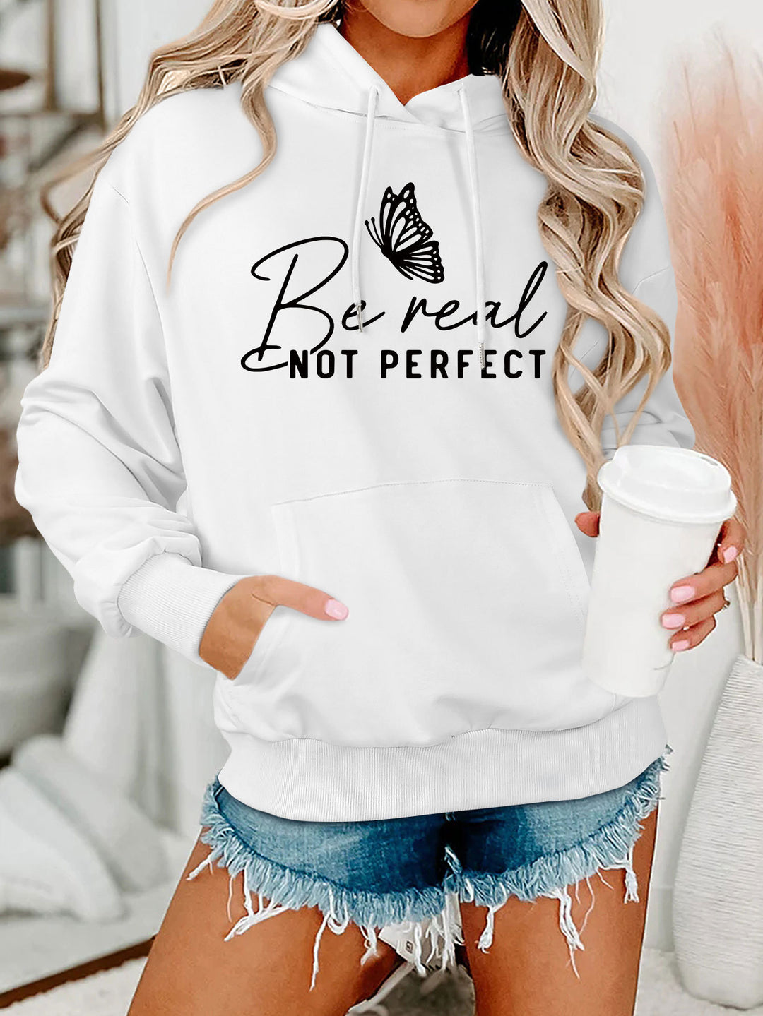 Haut à capuche pour femmes avec motif créatif et coupe confortable Chic & Stil